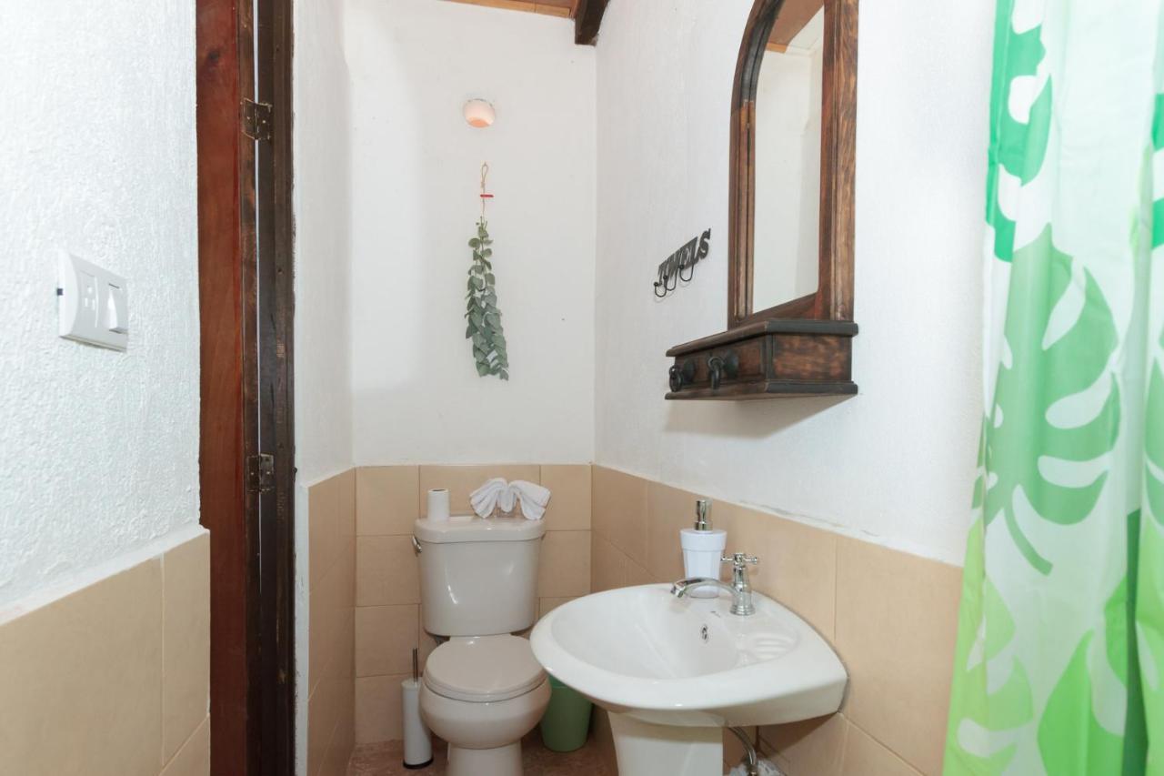 Casa Tamarindo Bed & Breakfast Antigua Bagian luar foto